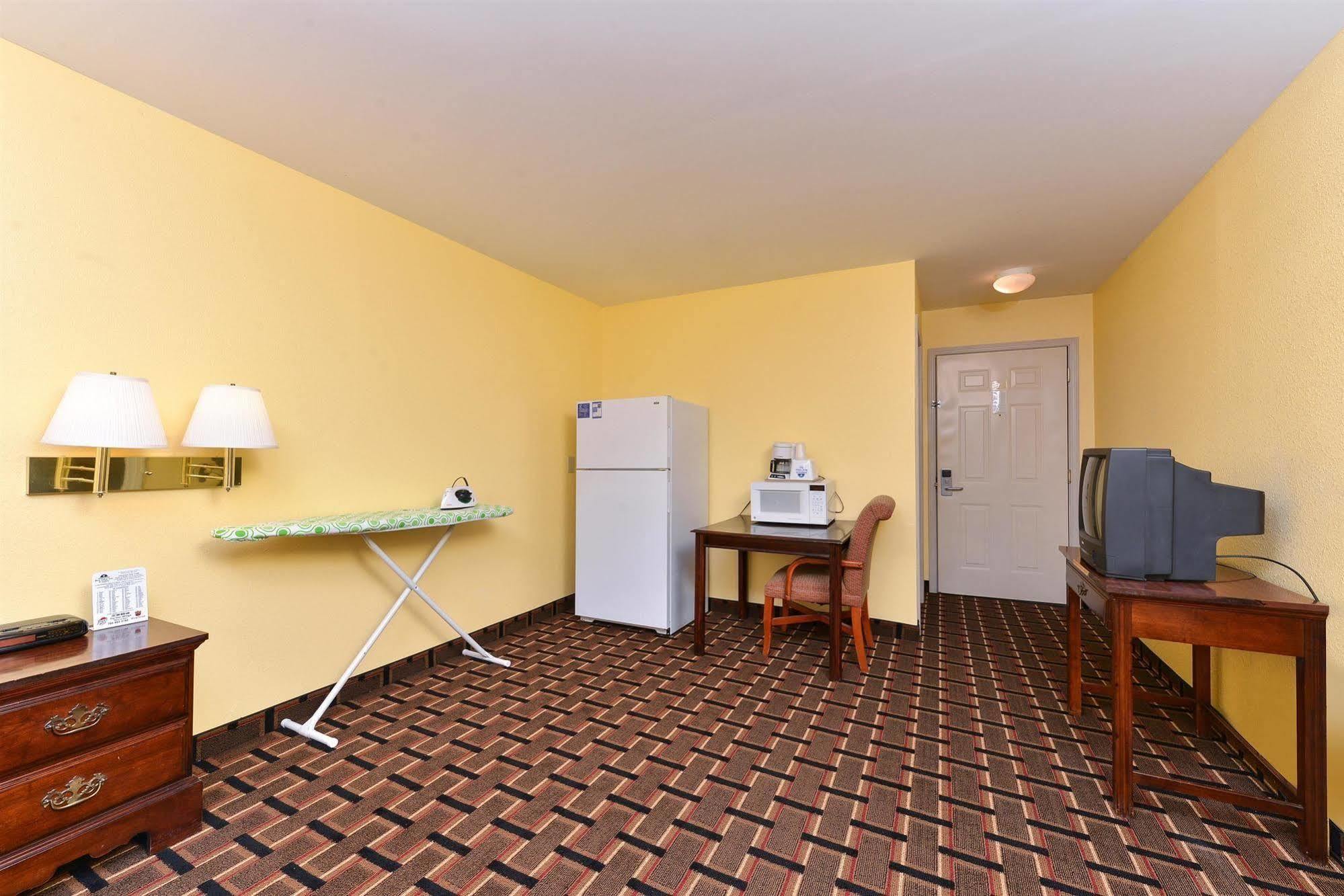 Americas Best Value Inn And Suites Albemarle Dış mekan fotoğraf